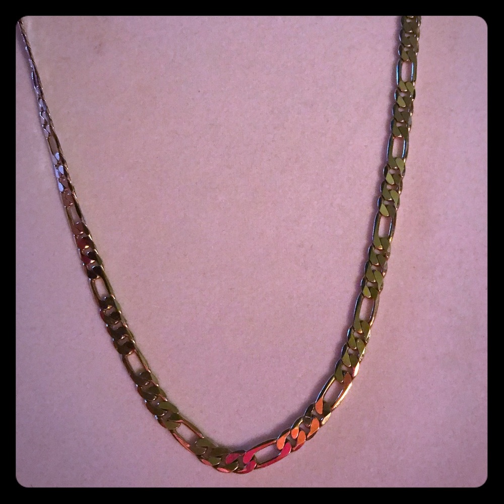 💛Inch of Gold Figaro Necklace 💛